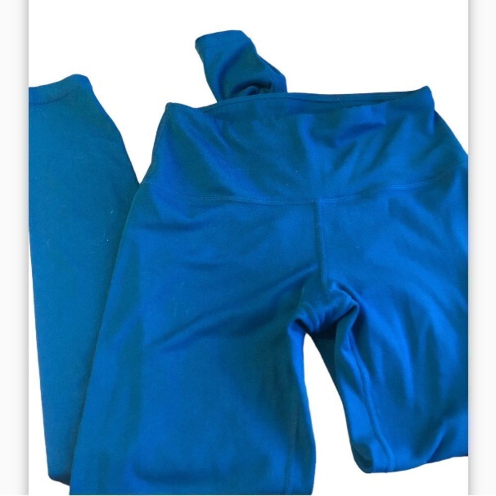 Yogalicious size small workout leggings excellent condition